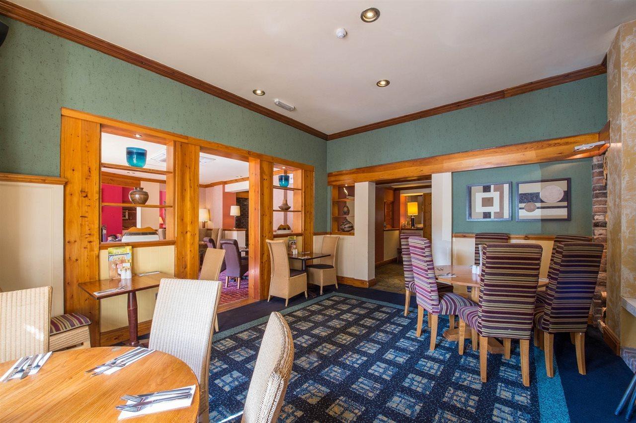Premier Inn Bournemouth East Екстериор снимка